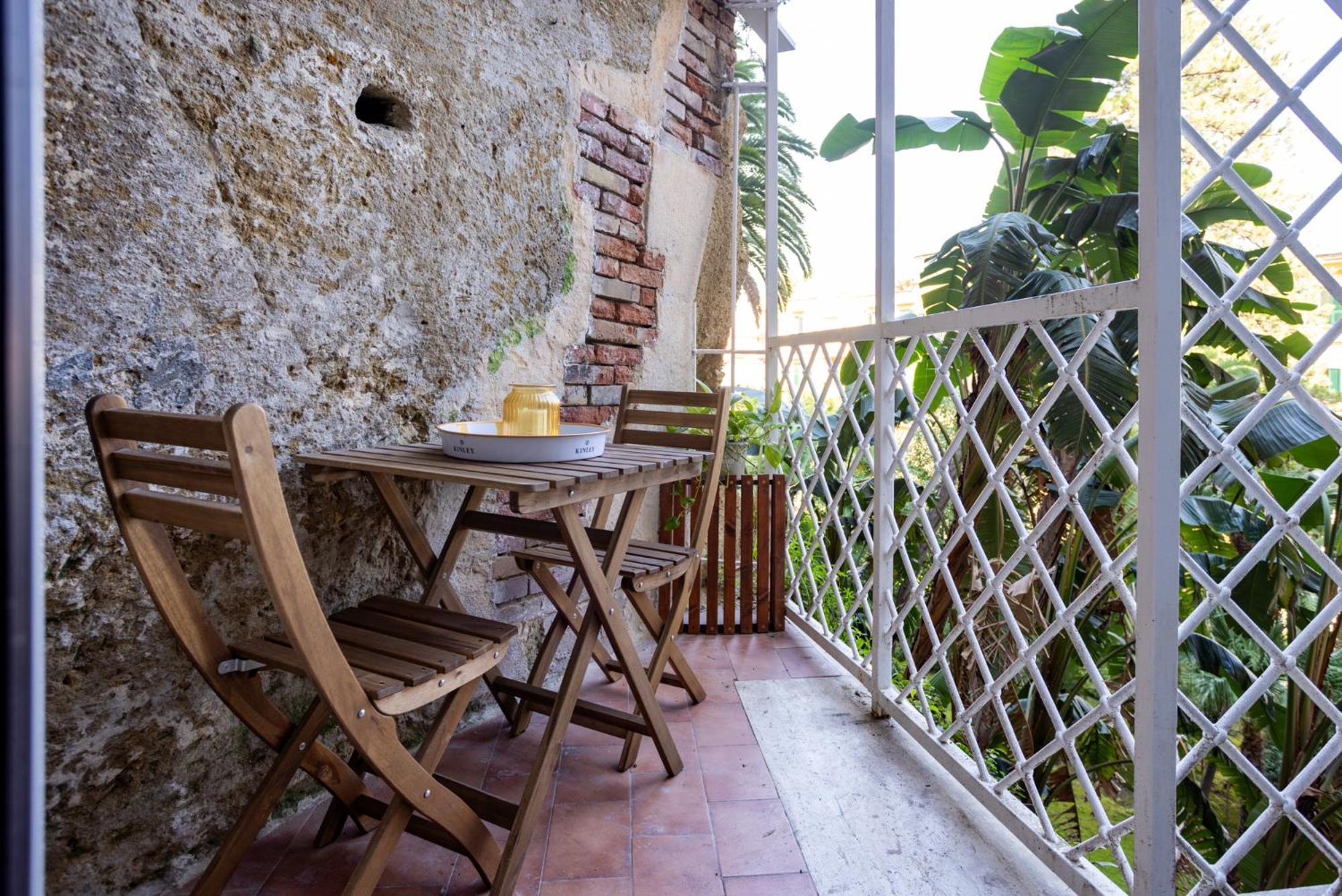 Molo Caracciolo Appartement Napels Buitenkant foto