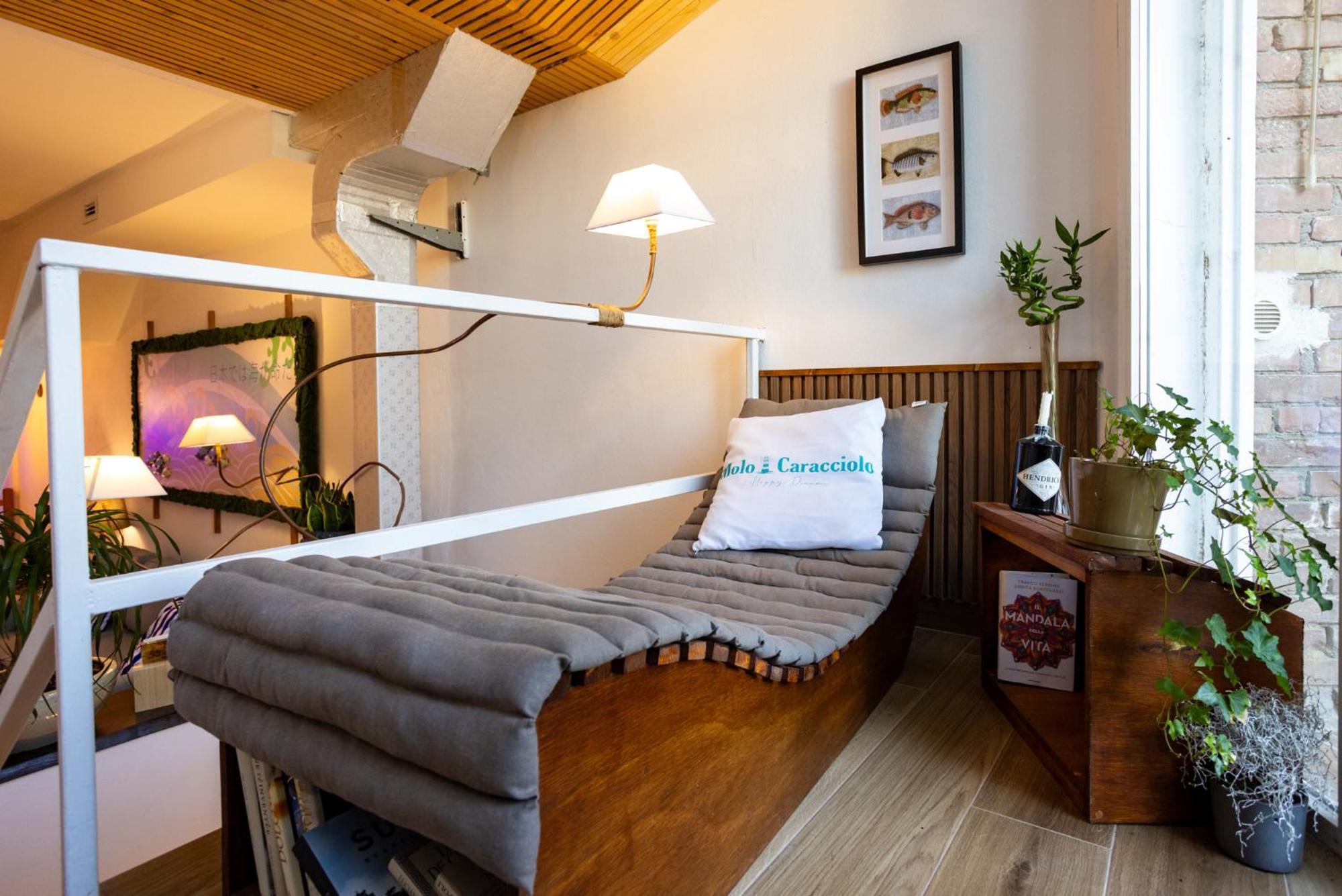 Molo Caracciolo Appartement Napels Buitenkant foto